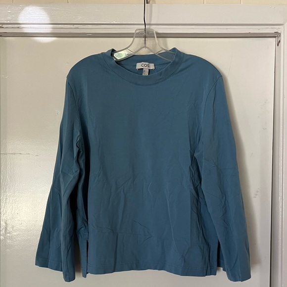 COS WIDE SLEEVE TOP BLUE - Picture 6 of 9